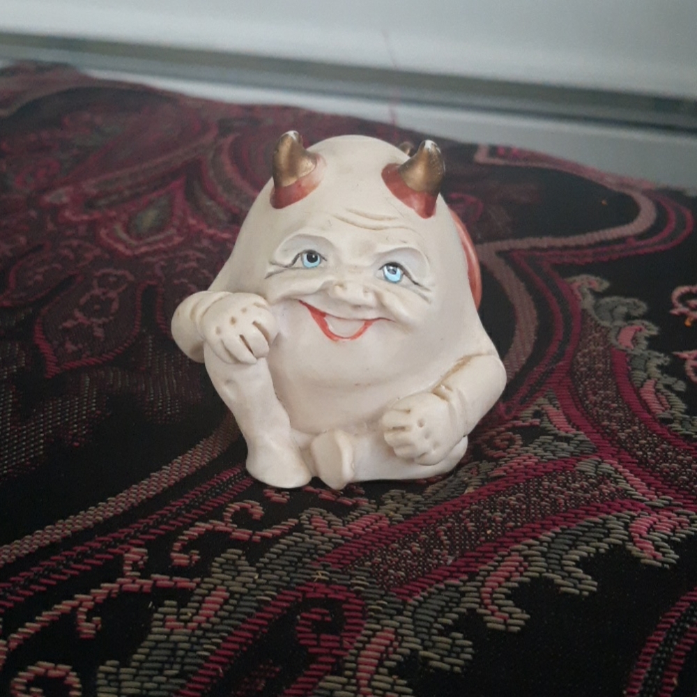 Vintage Allyson Nagel Deviled Egg Figurine